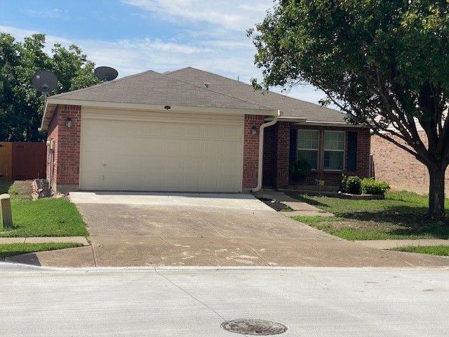 1844 Shasta View Drive, Fort Worth, TX 76247