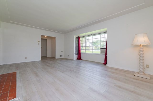 212 W Las Flores Avenue, Arcadia, CA 91007
