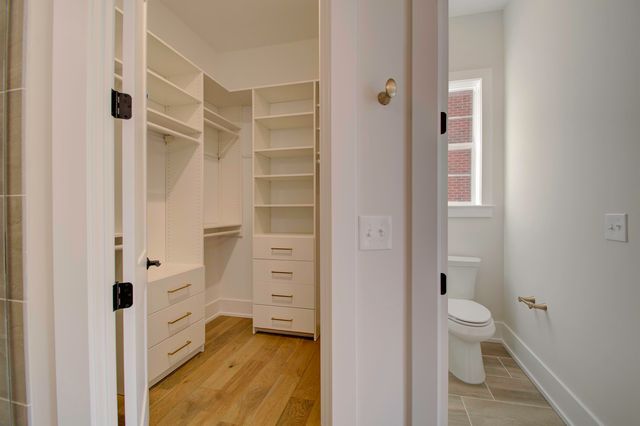 1087 Walburg Avenue, Villa Hills, KY 41017