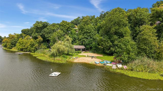 3404 Mohegan Avenue, Mohegan Lake, NY 10547