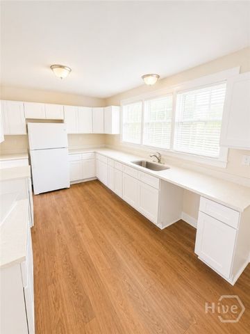 1333 E 35th Street, Savannah, GA 31404