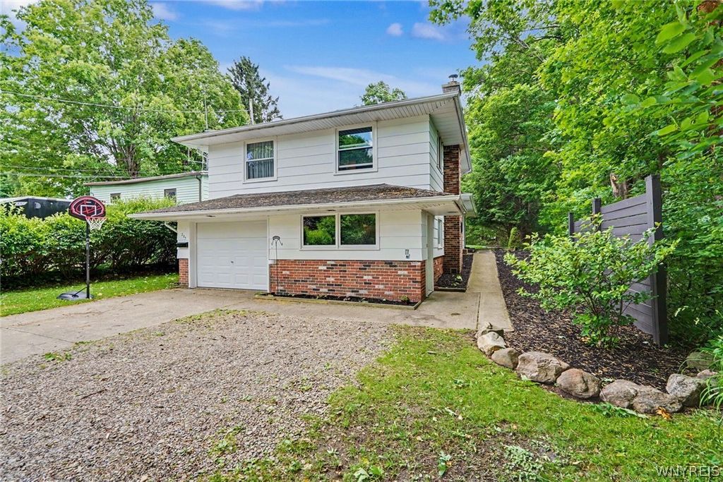 203 Maple Avenue, Concord, NY 14141