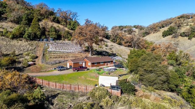6681 Black Bart Trl, Redwood Valley, CA 95470