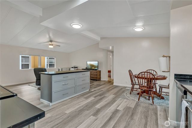 22111 108th Avenue SE #5, Kent, WA 98031