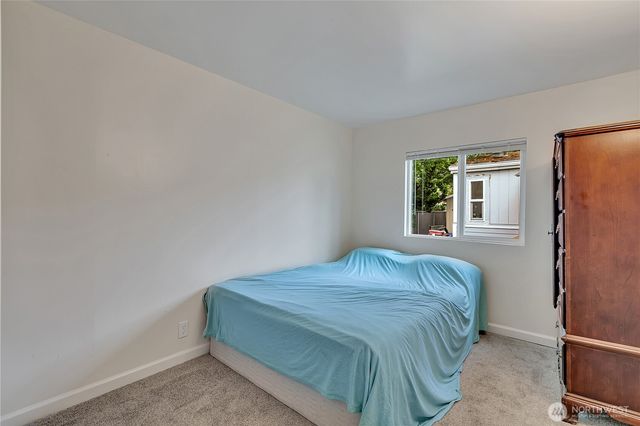22111 108th Avenue SE #5, Kent, WA 98031
