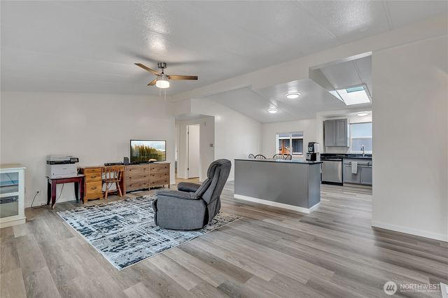 22111 108th Avenue SE #5, Kent, WA 98031