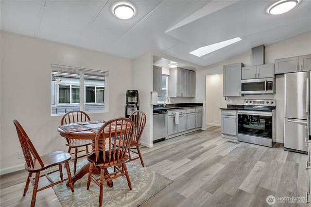 22111 108th Avenue SE #5, Kent, WA 98031