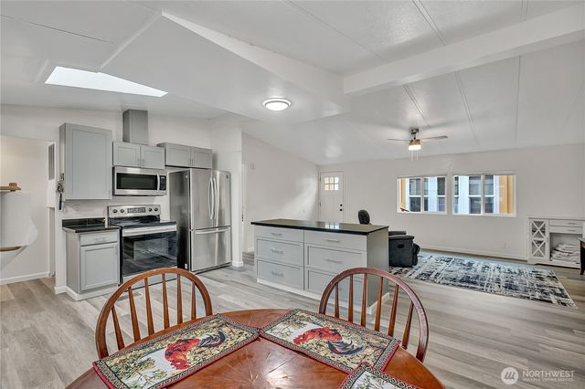 22111 108th Avenue SE #5, Kent, WA 98031