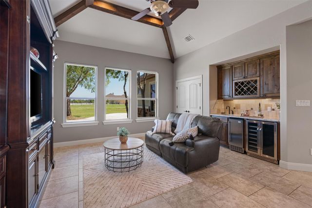 619 Heritage CV, Hutto, TX 78634