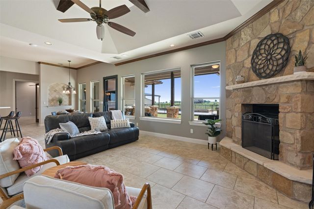 619 Heritage CV, Hutto, TX 78634