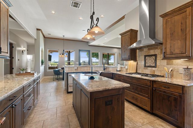 619 Heritage CV, Hutto, TX 78634