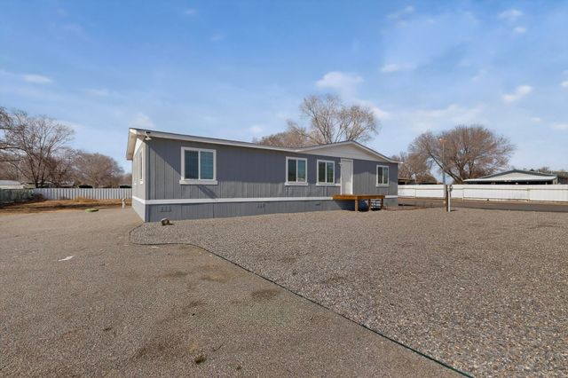 16 Hy Pear Loop, Peralta, NM 87042