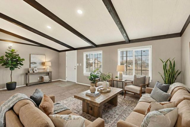 16 Hy Pear Loop, Peralta, NM 87042