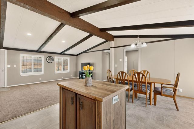 16 Hy Pear Loop, Peralta, NM 87042