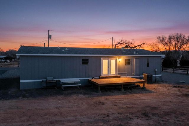 16 Hy Pear Loop, Peralta, NM 87042