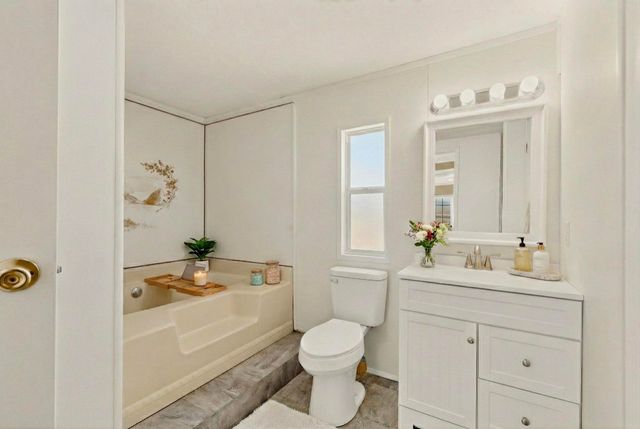 16 Hy Pear Loop, Peralta, NM 87042