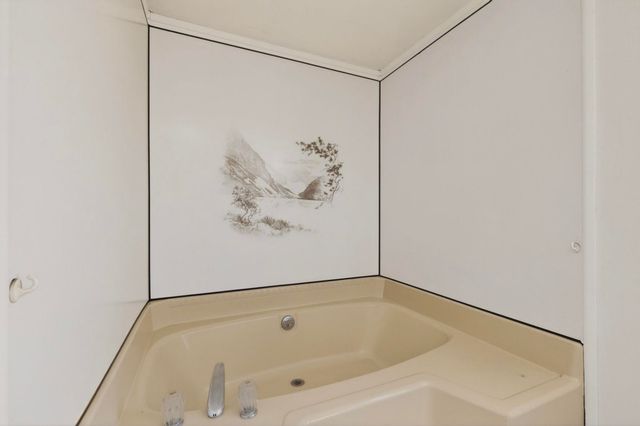 16 Hy Pear Loop, Peralta, NM 87042