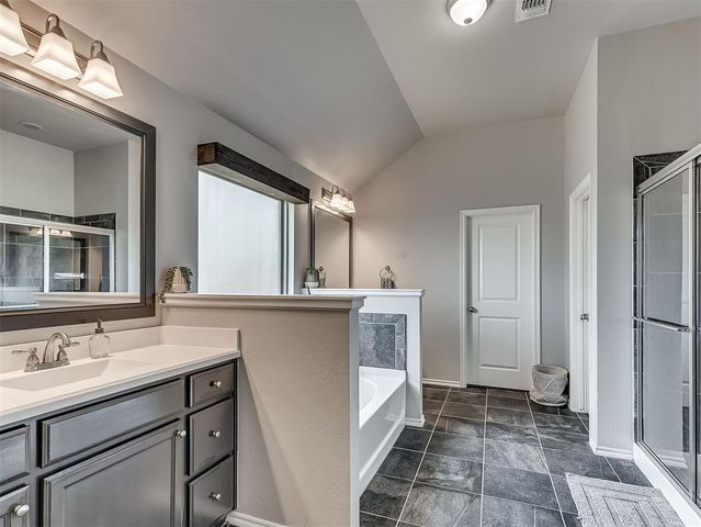 1640 SW 159th Street, Oklahoma City, OK 73170