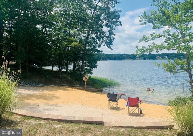 184 ANNA COVES BLVD, Mineral, VA 23117