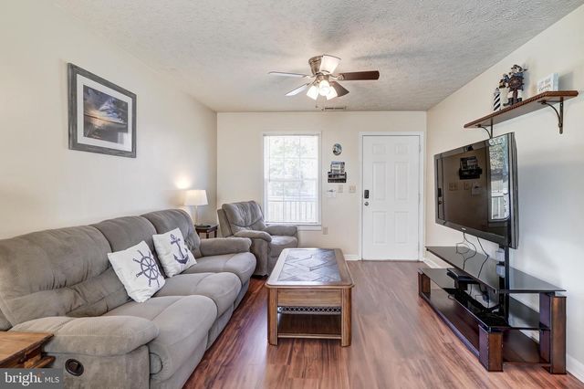 184 ANNA COVES BLVD, Mineral, VA 23117