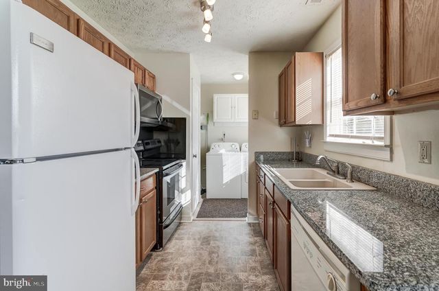 184 ANNA COVES BLVD, Mineral, VA 23117