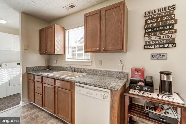 184 ANNA COVES BLVD, Mineral, VA 23117