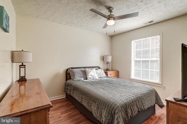 184 ANNA COVES BLVD, Mineral, VA 23117