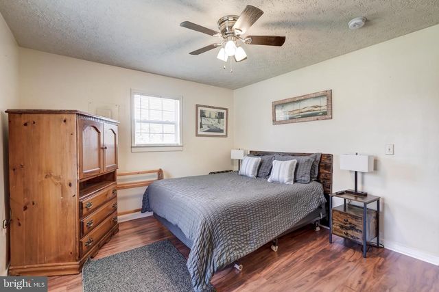 184 ANNA COVES BLVD, Mineral, VA 23117