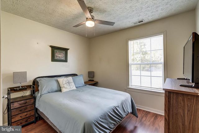 184 ANNA COVES BLVD, Mineral, VA 23117