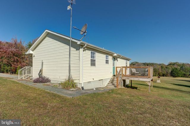 184 ANNA COVES BLVD, Mineral, VA 23117