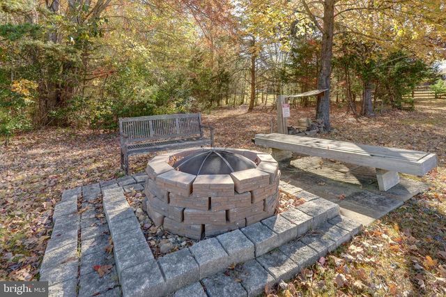 184 ANNA COVES BLVD, Mineral, VA 23117