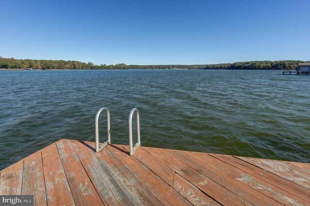 184 ANNA COVES BLVD, Mineral, VA 23117