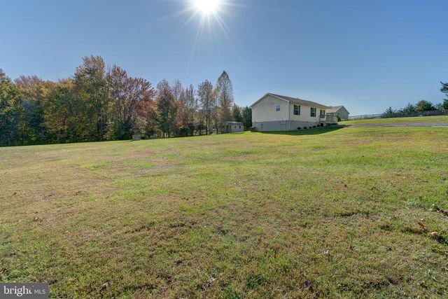 184 ANNA COVES BLVD, Mineral, VA 23117