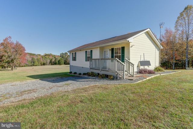 184 ANNA COVES BLVD, Mineral, VA 23117