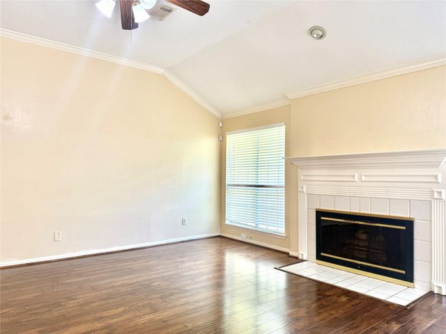 4230 Torrey Creek Lane, Houston, TX 77014