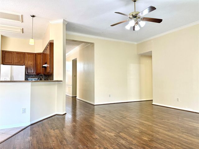 4230 Torrey Creek Lane, Houston, TX 77014