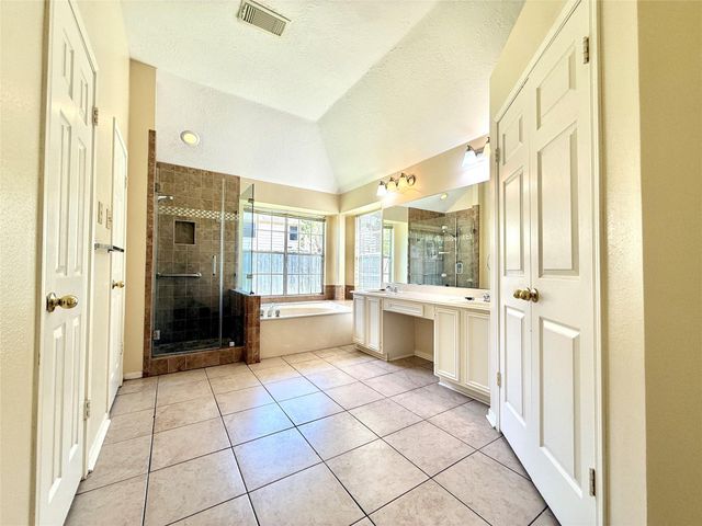 4230 Torrey Creek Lane, Houston, TX 77014