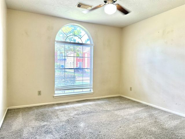 4230 Torrey Creek Lane, Houston, TX 77014