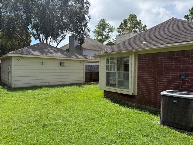 4230 Torrey Creek Lane, Houston, TX 77014