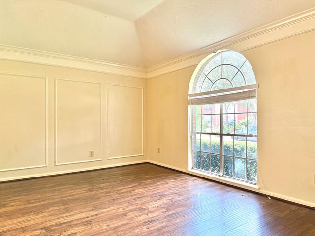 4230 Torrey Creek Lane, Houston, TX 77014