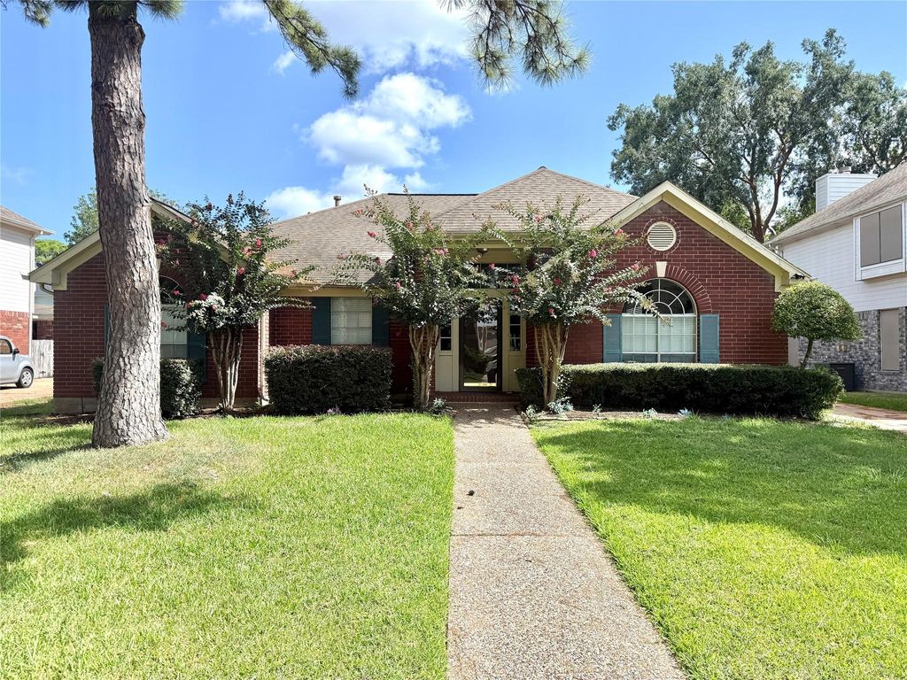 4230 Torrey Creek Lane, Houston, TX 77014
