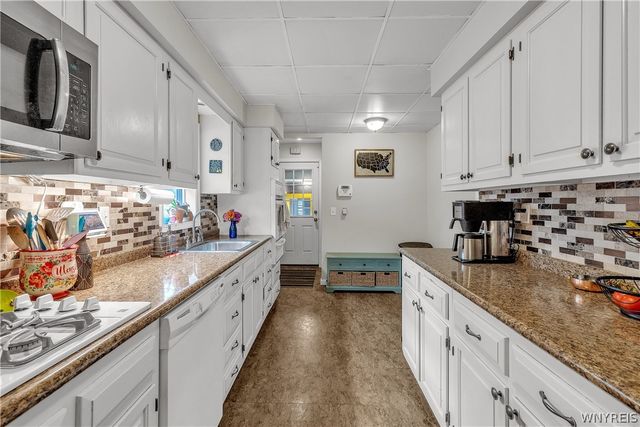 101 Hyde Park, Lockport City, NY 14094