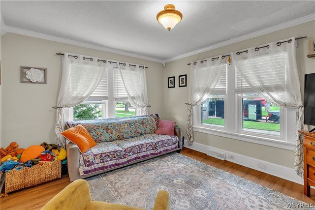 101 Hyde Park, Lockport City, NY 14094
