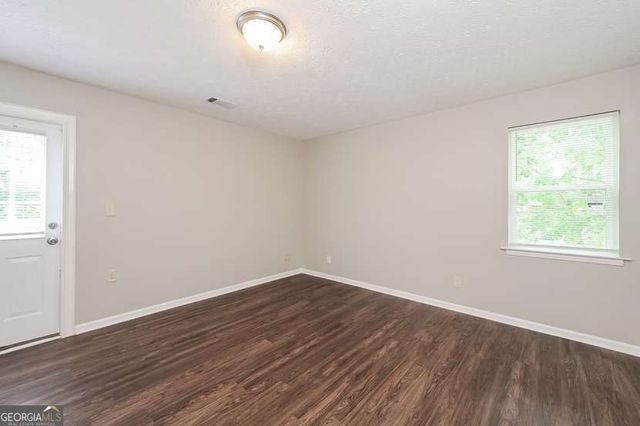 1206 Haliburton Avenue, Lawrenceville, GA 30046
