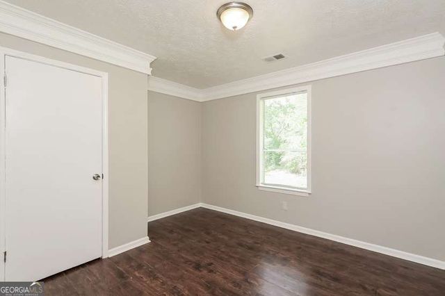 1206 Haliburton Avenue, Lawrenceville, GA 30046