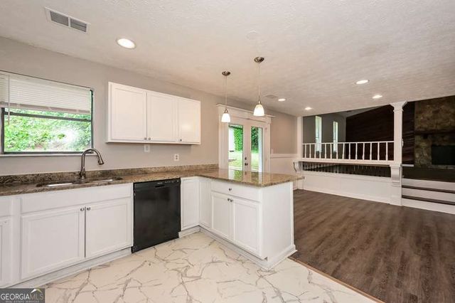 1206 Haliburton Avenue, Lawrenceville, GA 30046