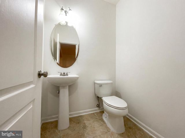 42320 SAN JUAN TER, Aldie, VA 20105