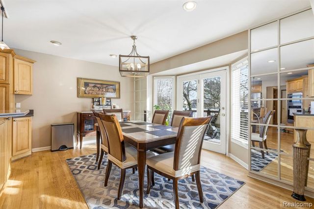 39810 Wilmette Drive, Sterling Heights, MI 48313