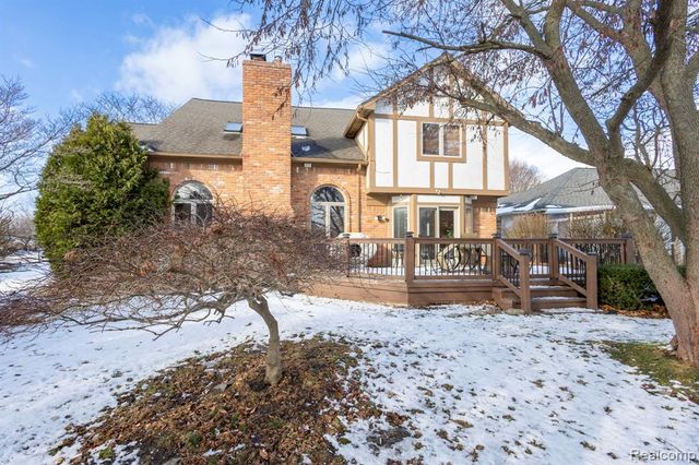 39810 Wilmette Drive, Sterling Heights, MI 48313