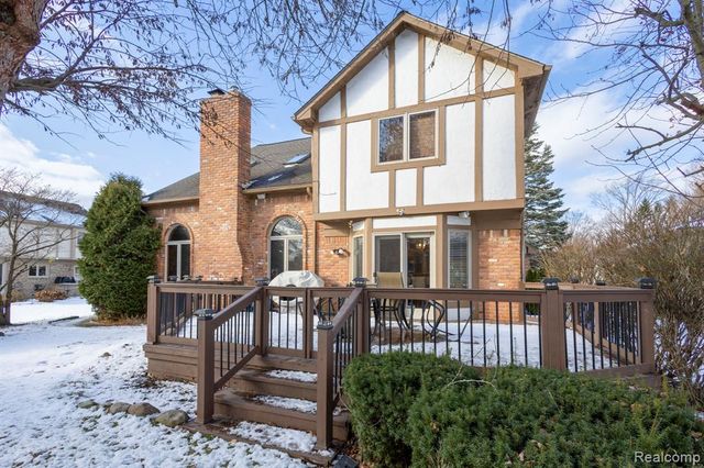 39810 Wilmette Drive, Sterling Heights, MI 48313